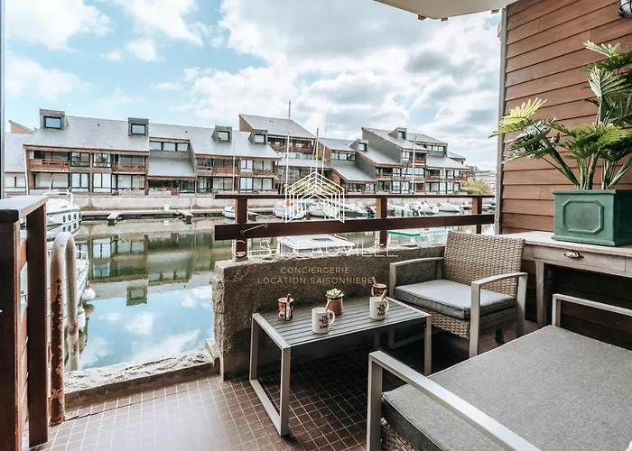 Le Ponton C.L.S Deauville